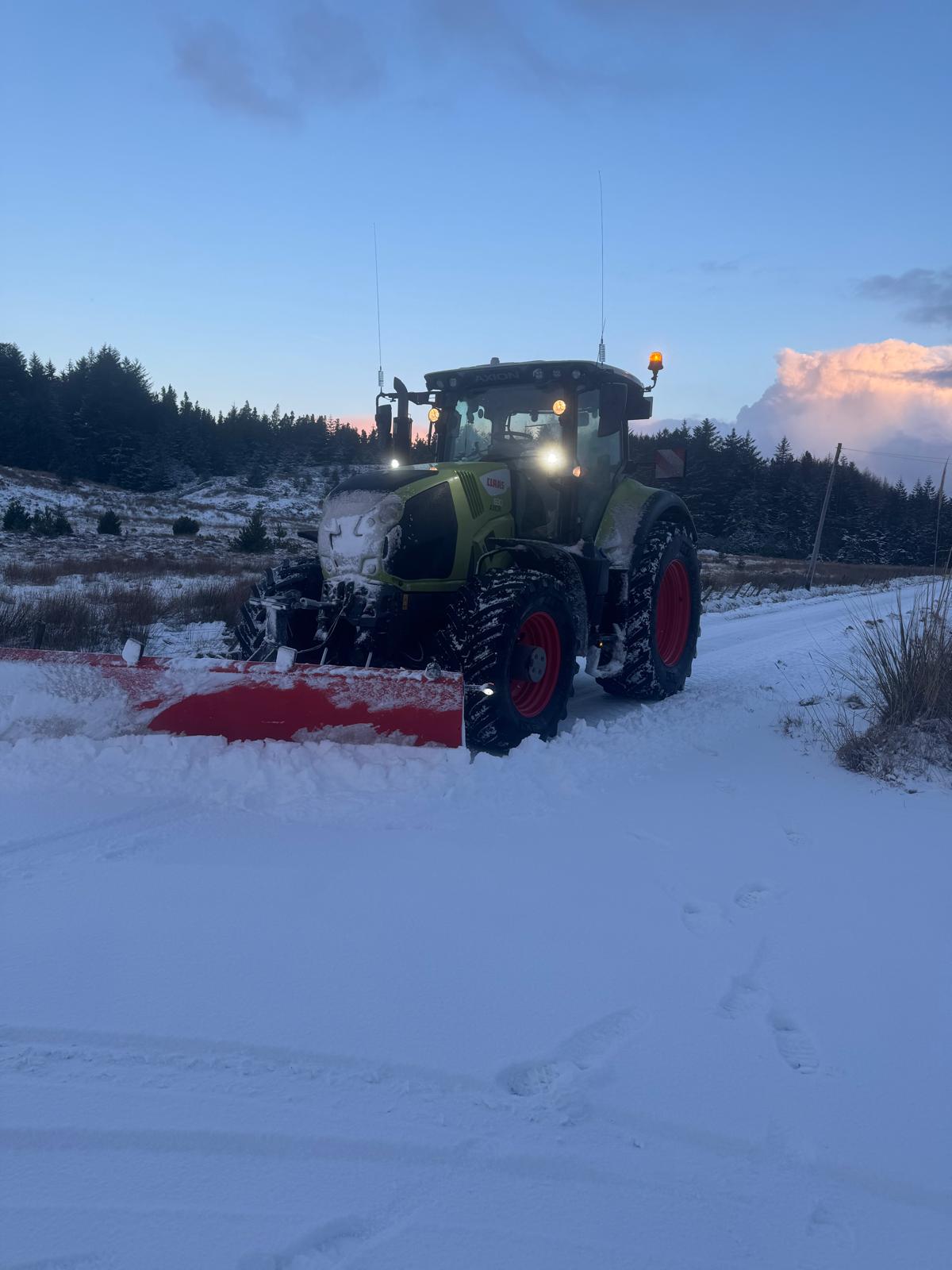 Commercial grounds and estate maintenance by RS Grounds and Estates Ltd